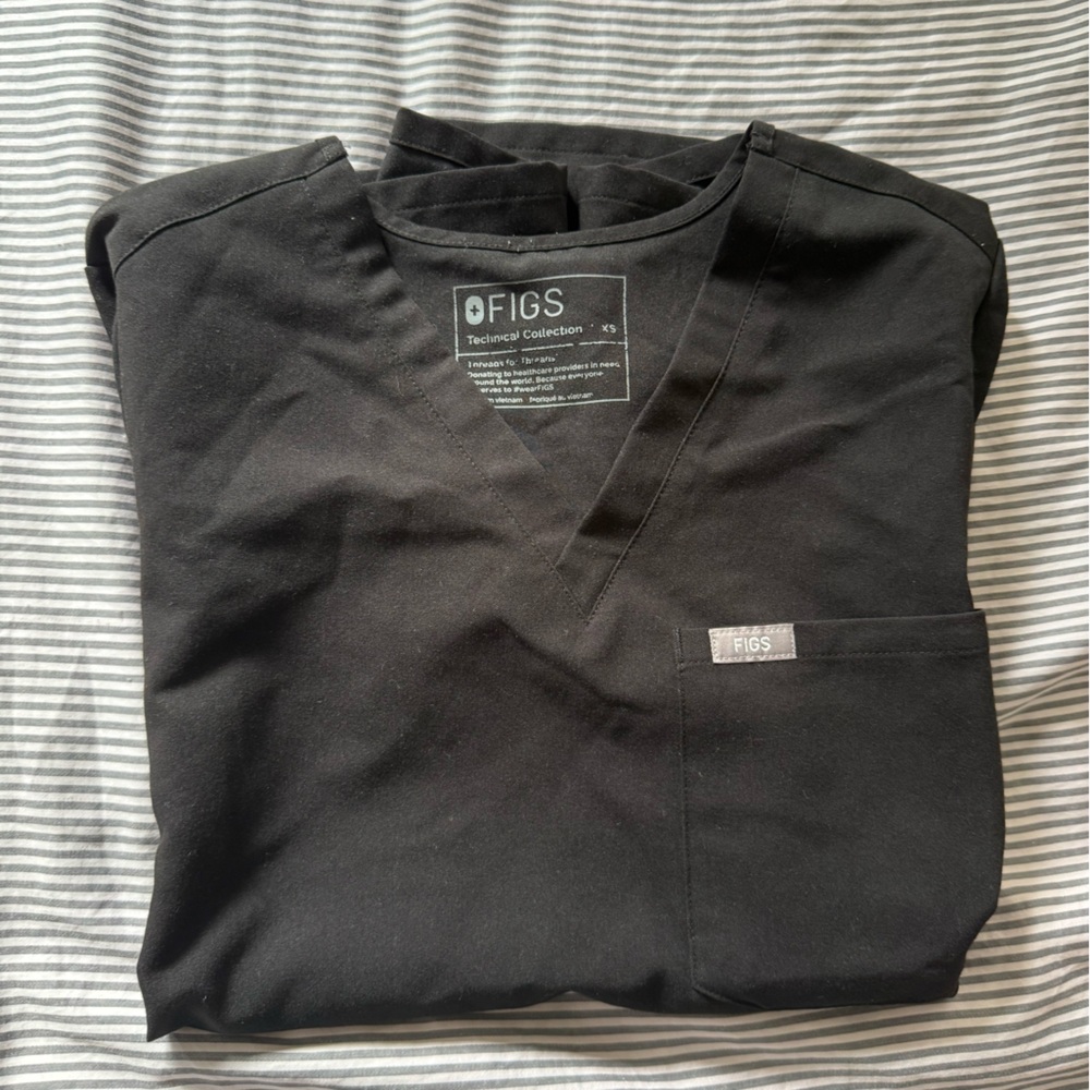 WOMENS CATARINA SCRUB TOP XSMALL BLACK